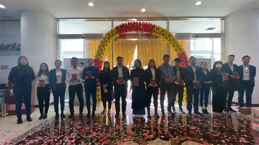 昌禾裝飾丨10月總結(jié)表彰暨11月活動啟動大會圓滿結(jié)束！一起領(lǐng)盲盒啦~